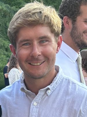 Tommy, 28