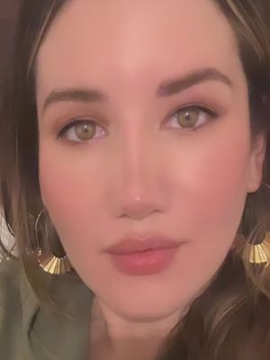 Rose, 36