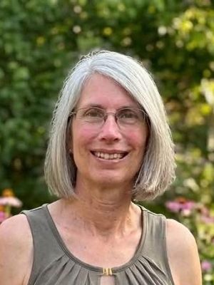 Patricia, 70