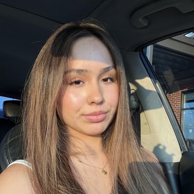 Melissa, 19