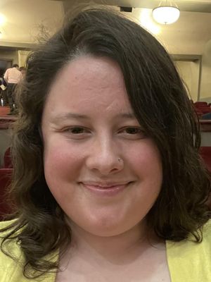 Mackenzie, 28