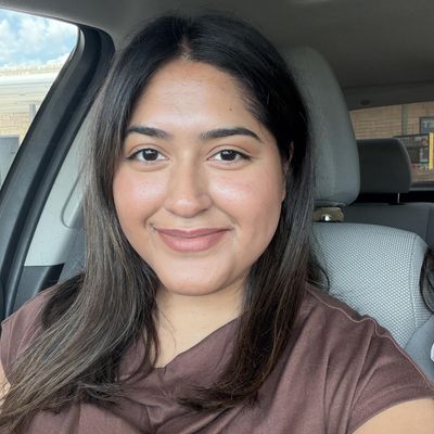 Alejandra, 26