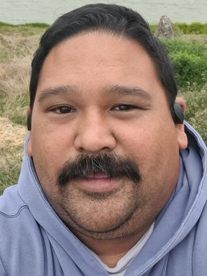 Juan, 43