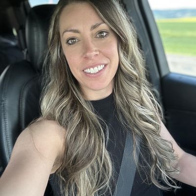 Stefani, 39