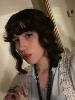 Sofia, 25