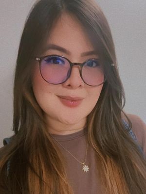 Lina, 33