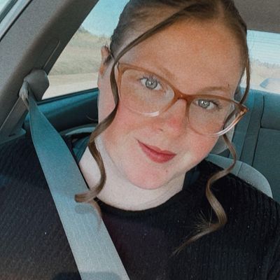 Alayna, 23