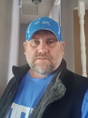 Dale, 47