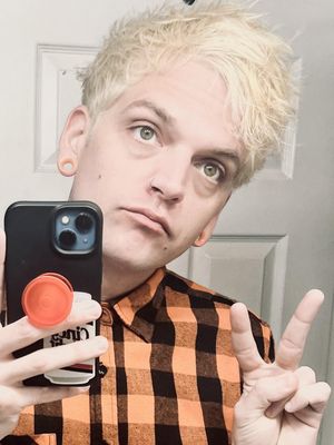 Nicholas, 35