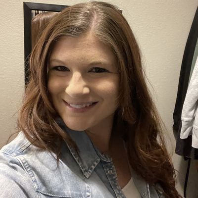 Danielle, 37