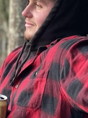 Josh, 27