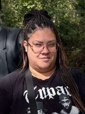 Anna, 38