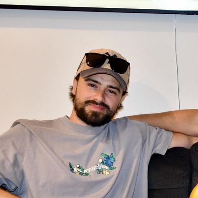 Ryan, 31
