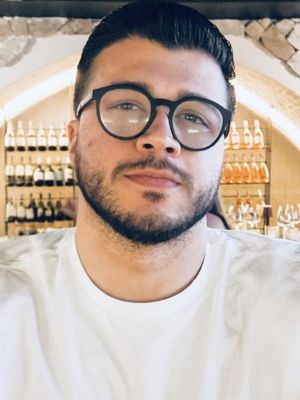 Alvaro, 30