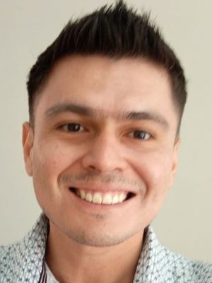 Eduardo, 35