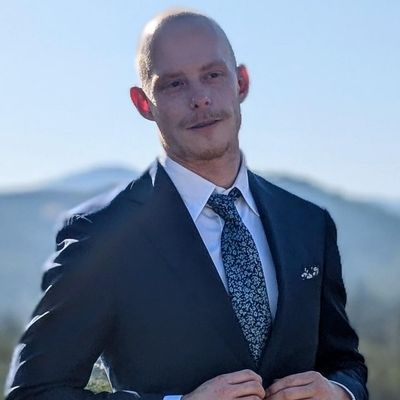 Tyler, 33