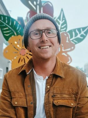 Andrew, 38