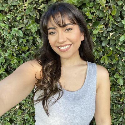 Alejandra, 31