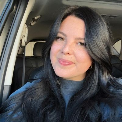 Sarah, 33