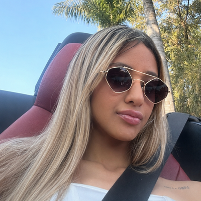 Kathryn, 25