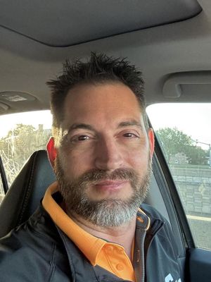 Jeremy, 44