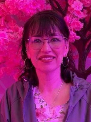 Ivonne, 65