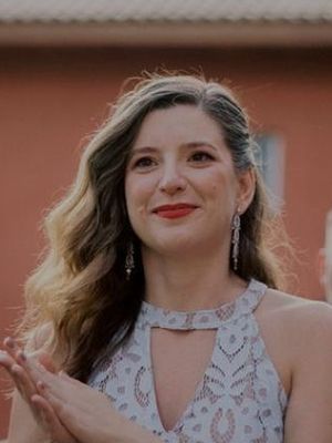 Maria, 35