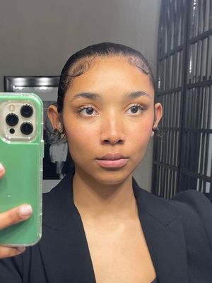 Claudia, 34