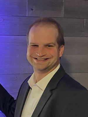 Travis, 31