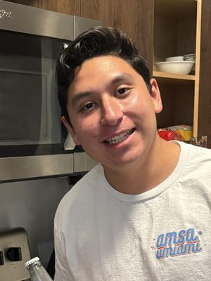 Leo, 22