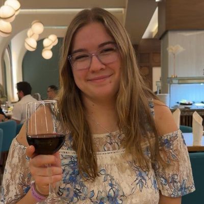 Abby, 26