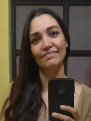 Rebeca, 33