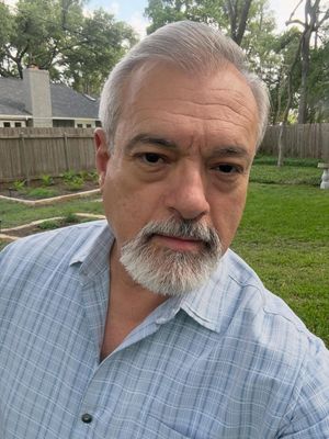 Emilio, 57
