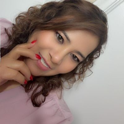 Cecilia, 43