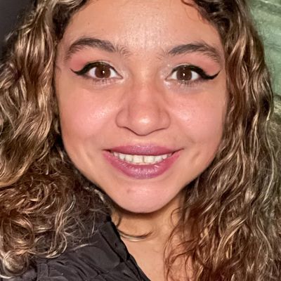 Abi, 29