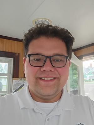 Michael, 33