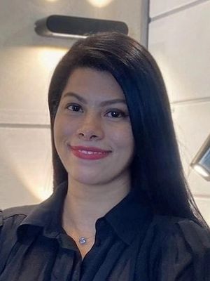 Itza, 30