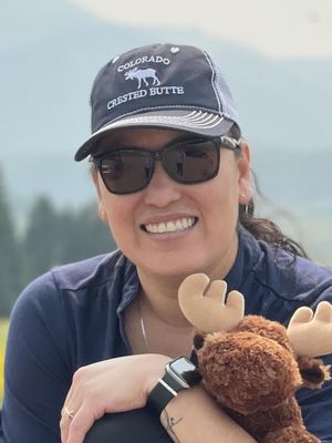 Paloma, 37