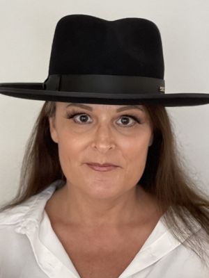 Sonja, 54