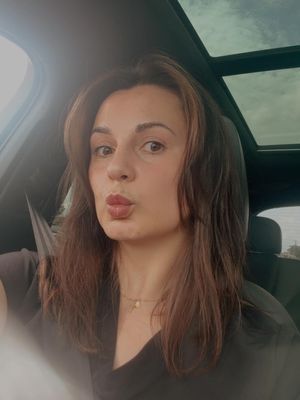 Maria, 31