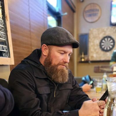 Jeremy, 42