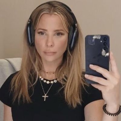 Paige, 39