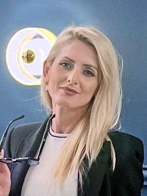 Ewelina, 39