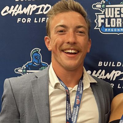 Thomas, 23