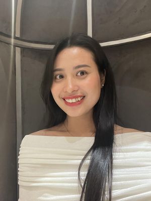 Maria, 27