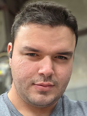 Scotty, 28