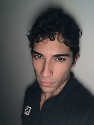Javier, 22