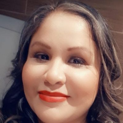 Laura, 49