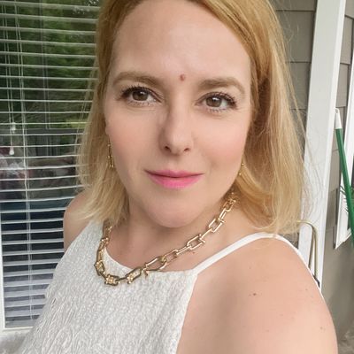 Vivi, 52
