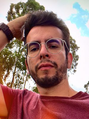 Thiago, 30